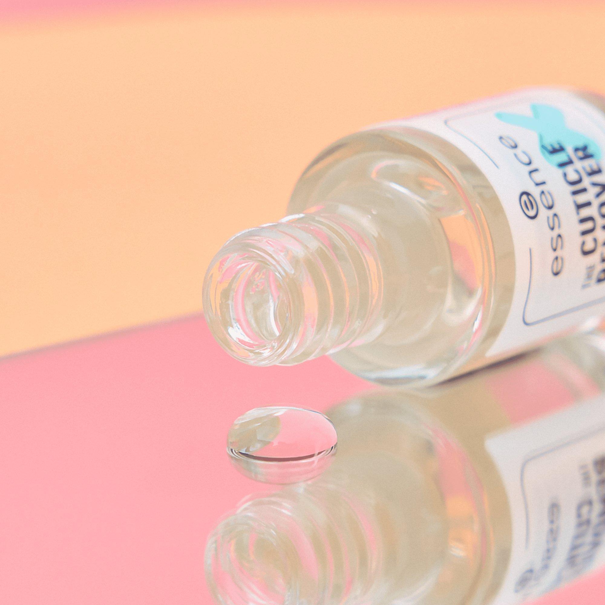 THE CUTICLE REMOVER